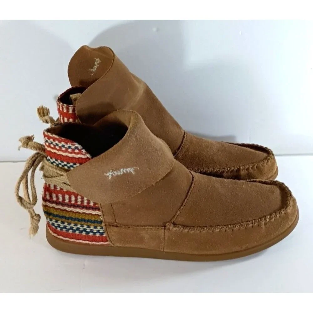 Sanuk Julep Women's Brown Suede Ankle Boots Knit Side Panel Size 6 Comfort